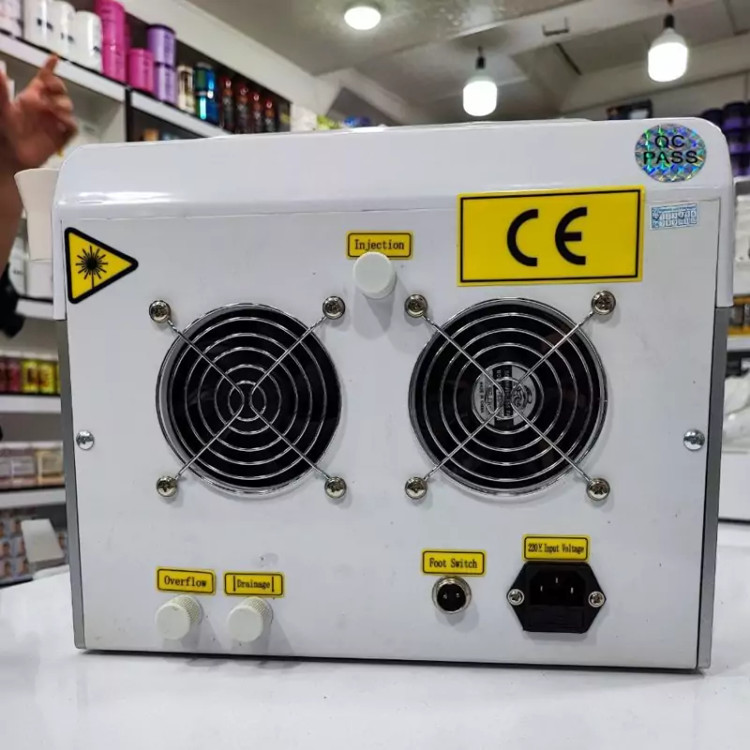 دستگاه لیزر کیوسوئیچ پاک کننده تاتو